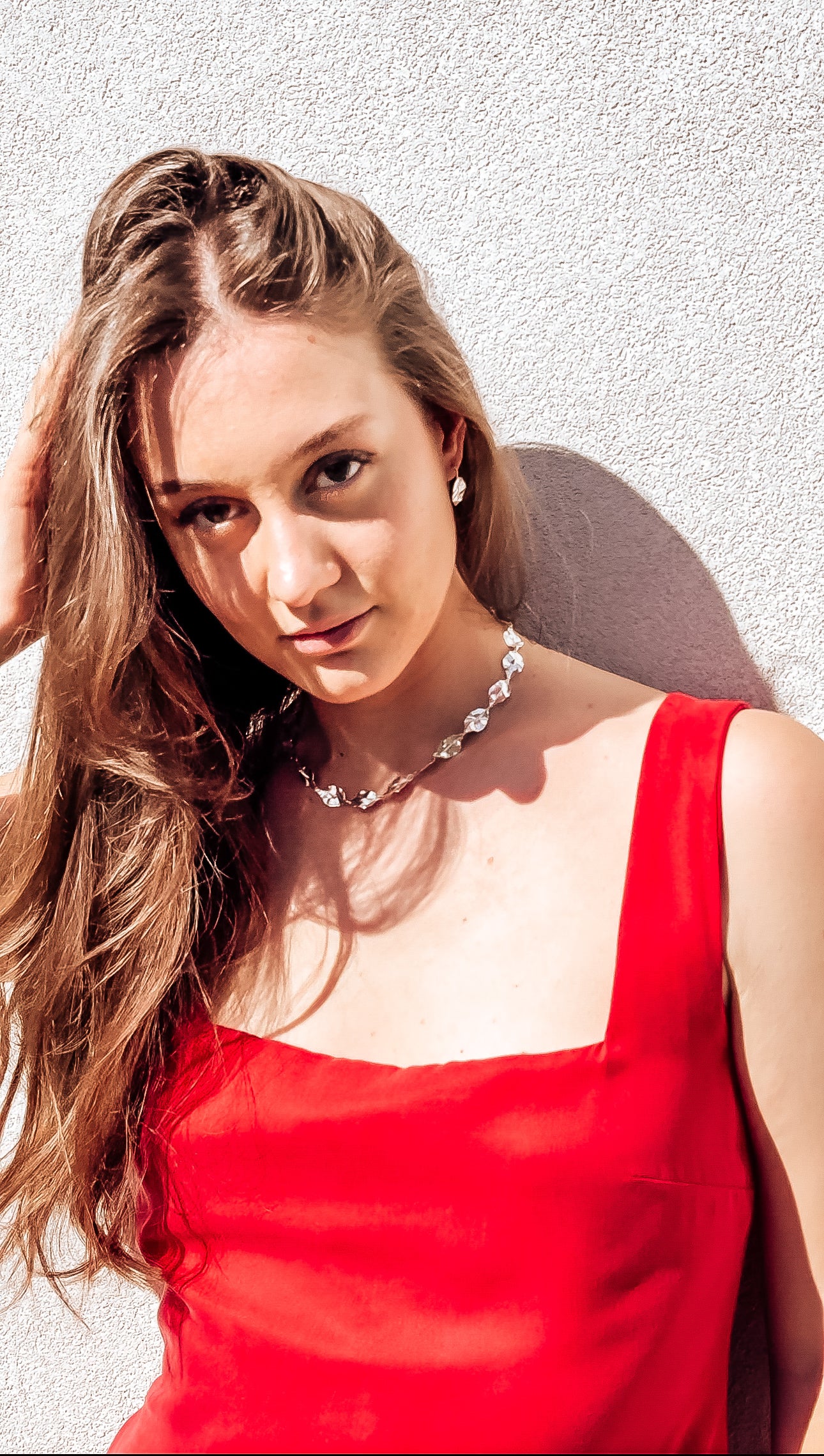 Collana girocollo con foglie fatta a mano in argento 925 sostenibile